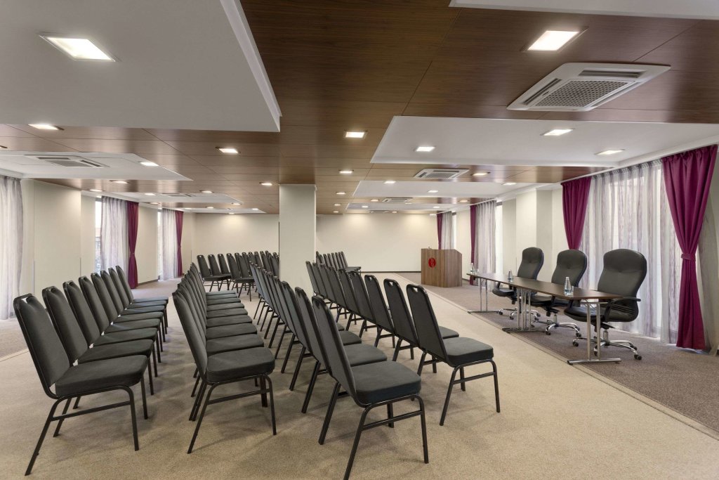 Wyndham Cluj - 576