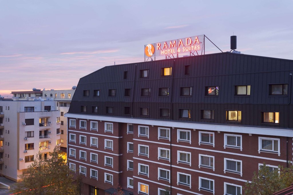 Ramada Hotel & Suites by Wyndham Bucharest North - 246
