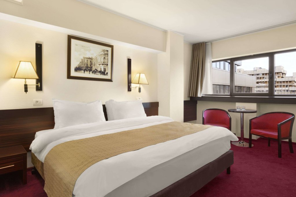 Ramada by Wyndham Iasi City Centre - 82