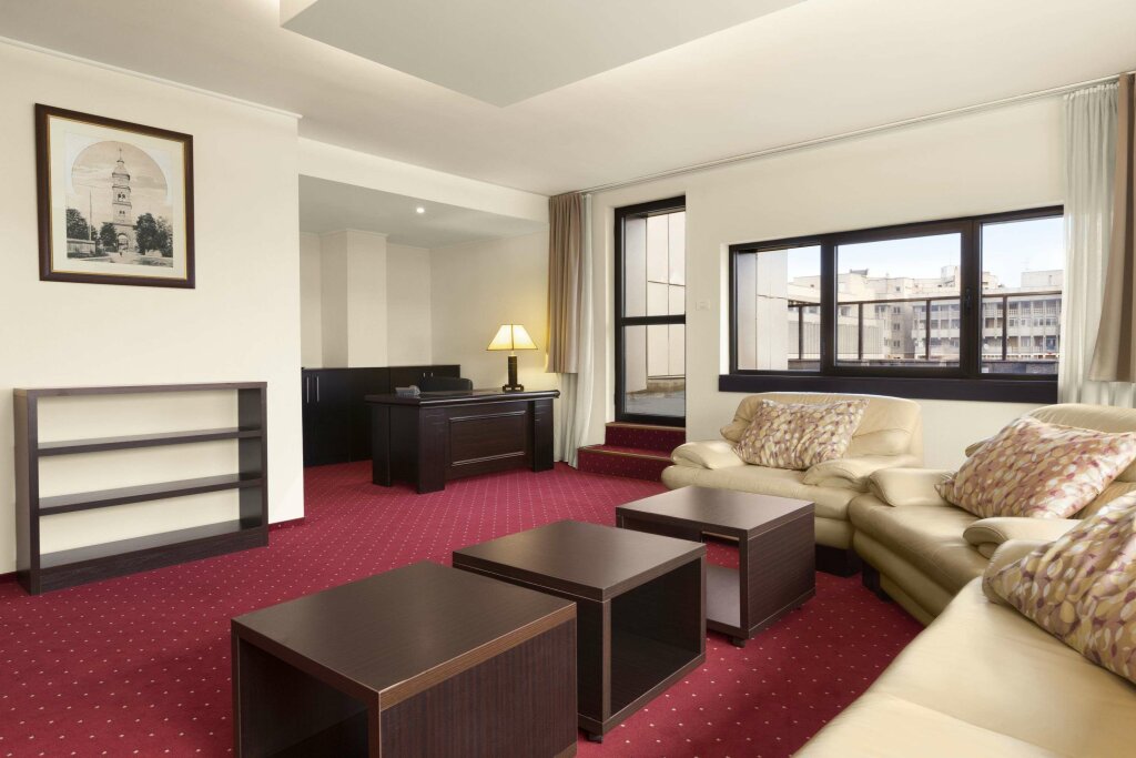 Ramada by Wyndham Iasi City Centre - 579