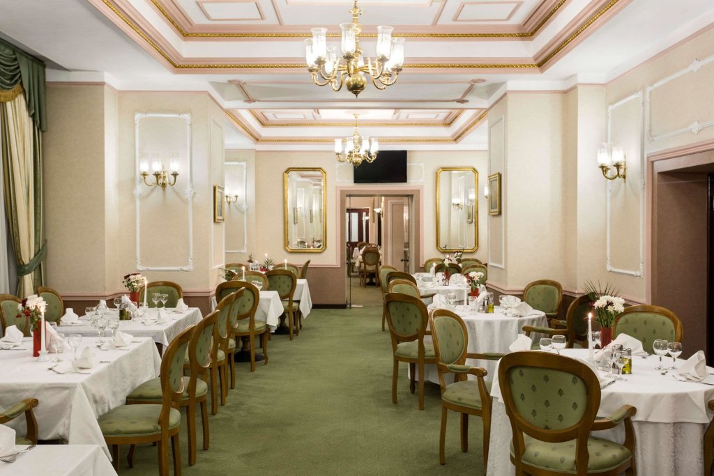 Ramada by Wyndham Bucharest Majestic - 585
