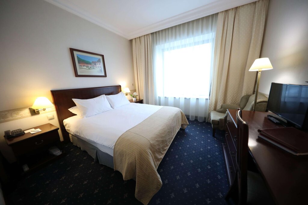 Ramada by Wyndham Bucharest Majestic - 530
