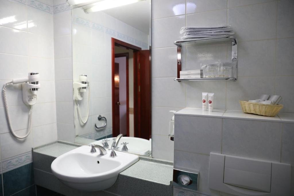 Ramada by Wyndham Bucharest Majestic - 948