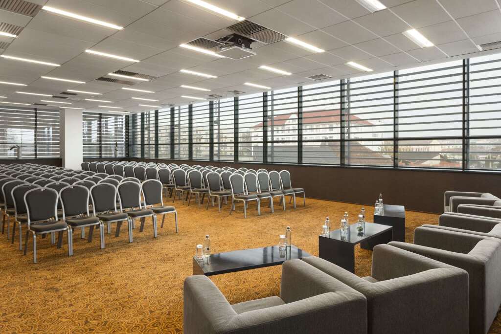 Ramada by Wyndham Oradea - 169