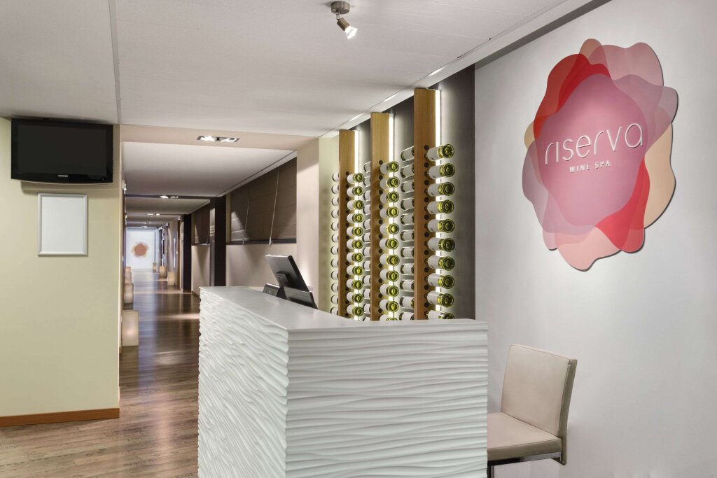 Ramada by Wyndham Oradea - 103
