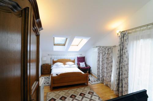 Rapsodia Pension - 935
