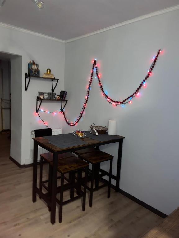 Ra's Studio - 286