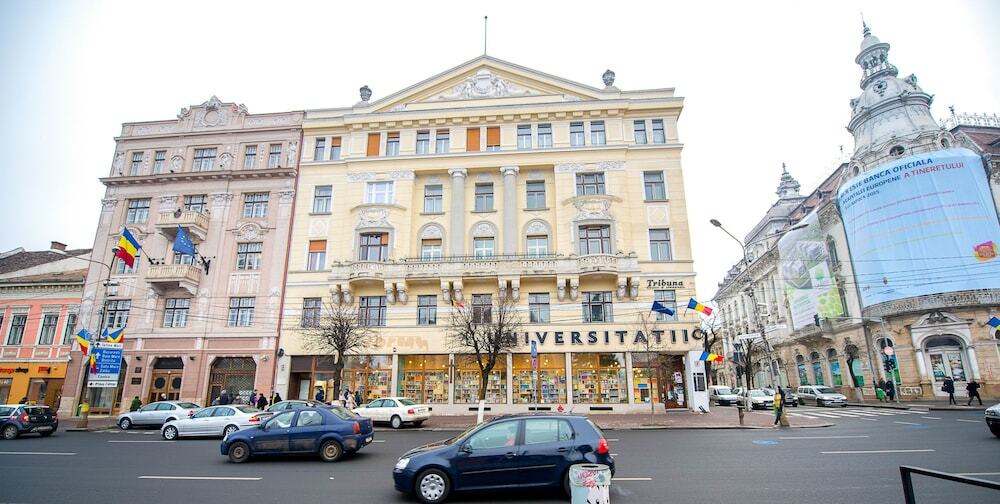 Red Hotel Downtown Unirii - 999