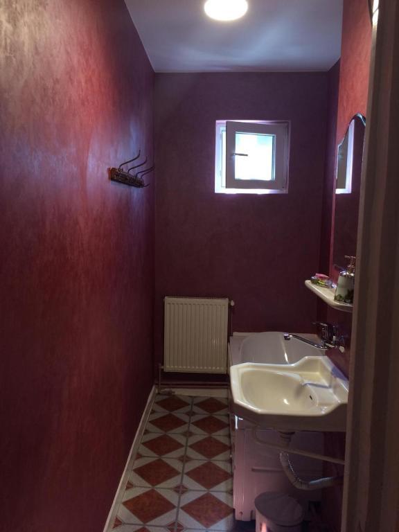 Red House Apartament - 786