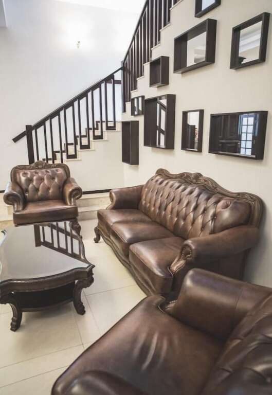 Rediu Hotel & Restaurant - 885
