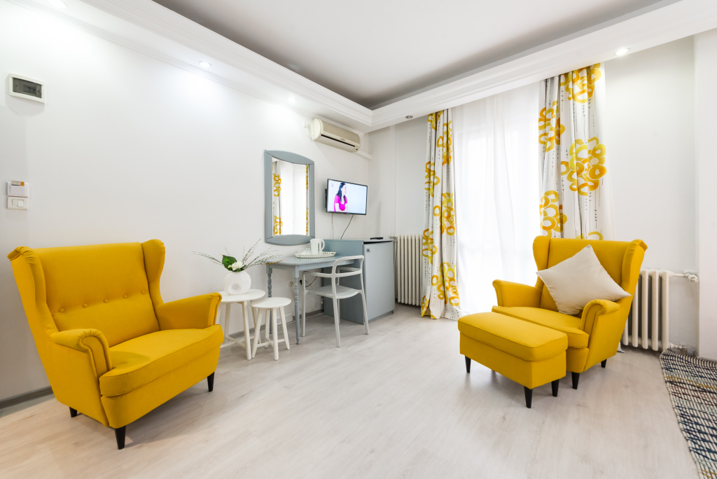 Relax Comfort Suites - 425