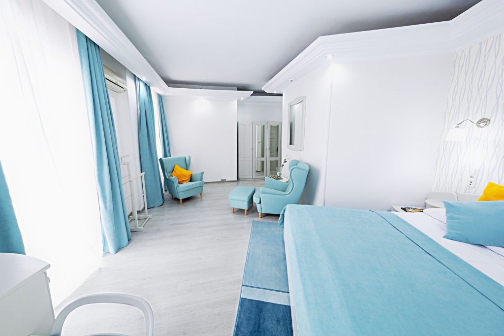 Relax Comfort Suites - 690