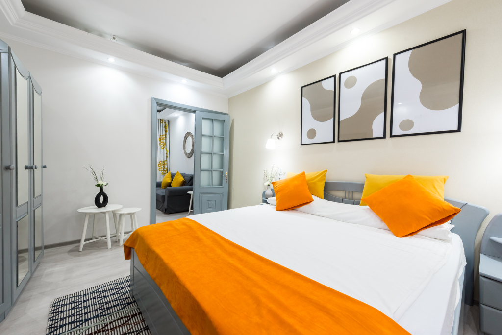 Relax Comfort Suites - 682