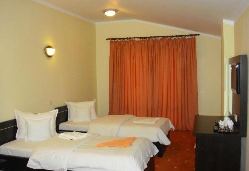 Restaurant Hotel Rin - 673
