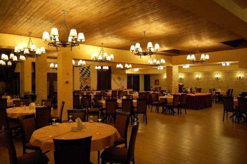 Hotel Soimul - 379
