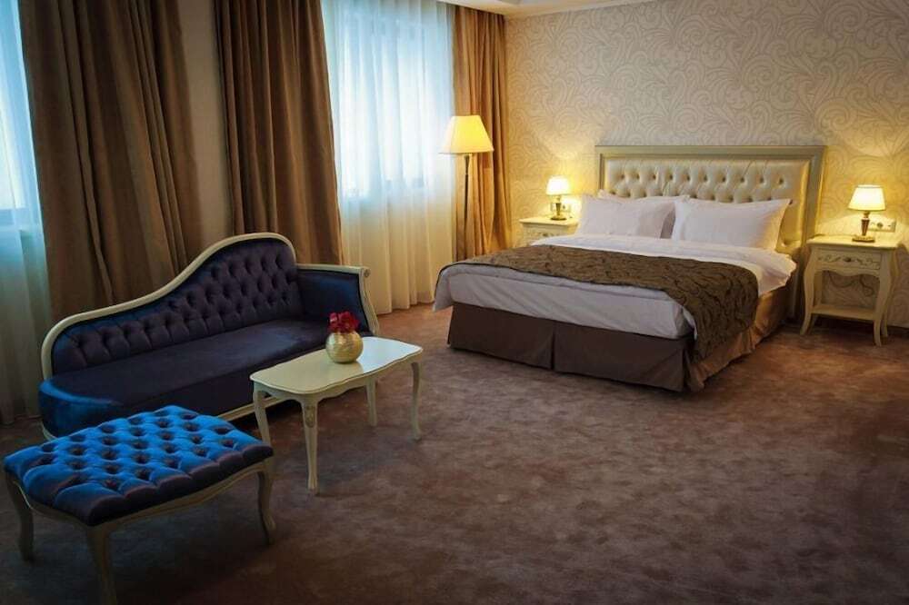 Hotel Roman By Dumbrava Business Resort - 866