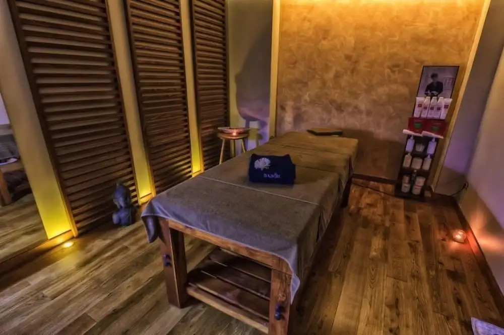 Hotel Roman By Dumbrava Business Resort - 351
