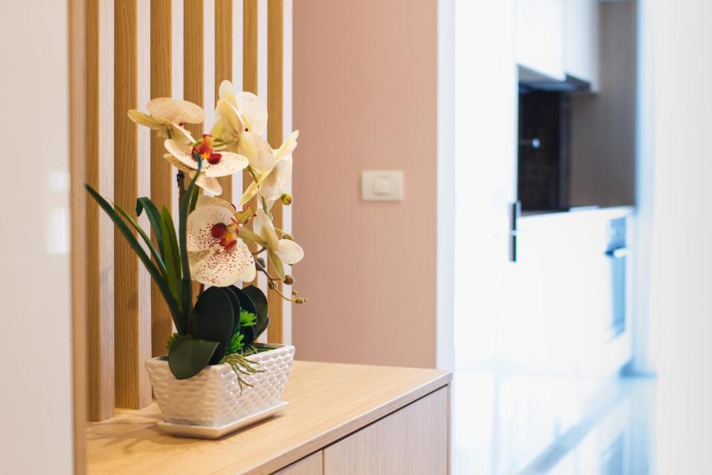 Romantic getaway at West Residence - 20