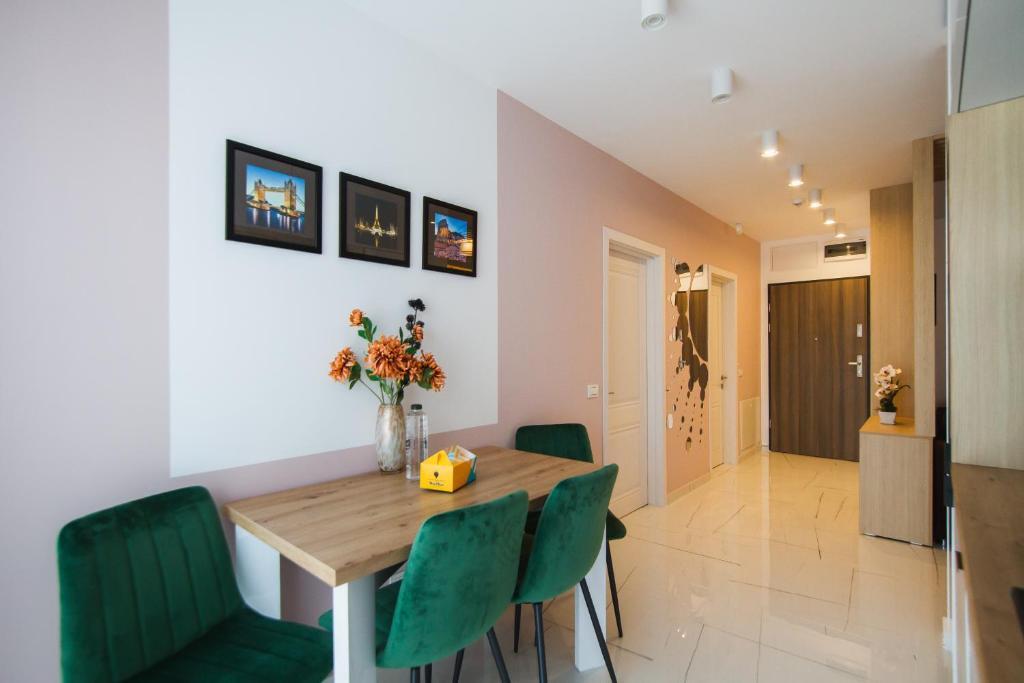 Romantic getaway at West Residence - 45