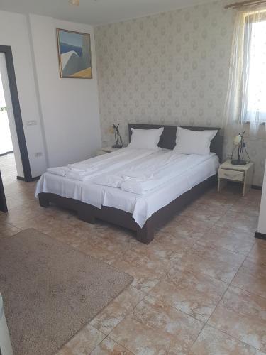 Rosiem House - 8