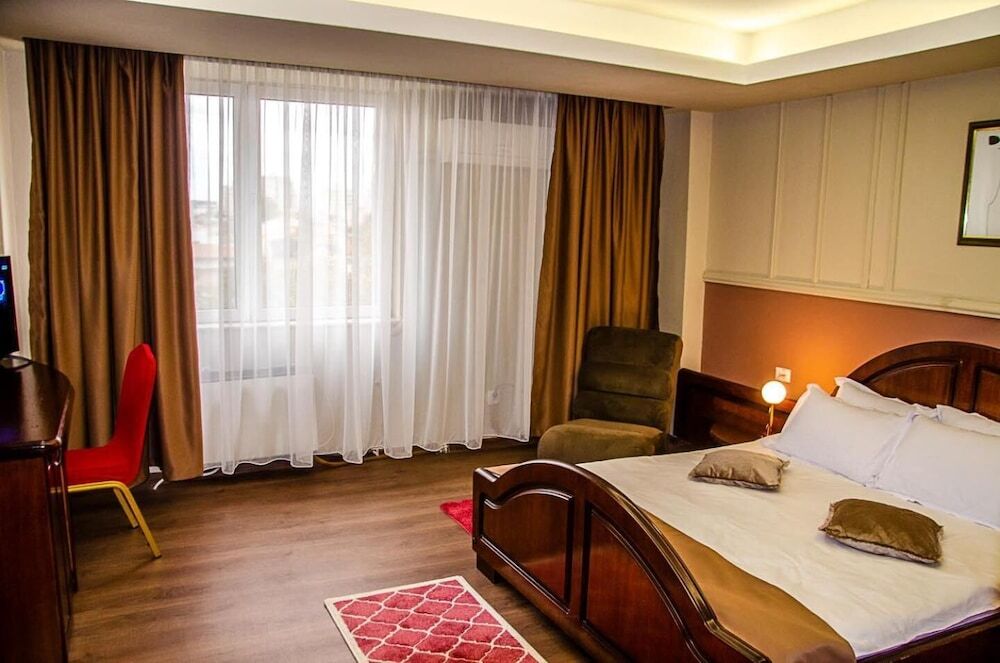 Hotel New Royal - 669
