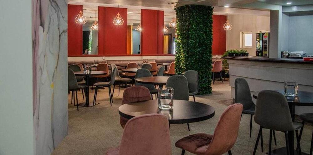 Hotel New Royal - 931