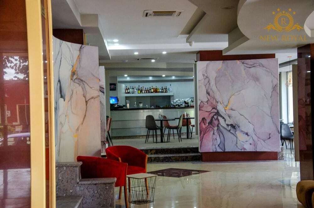 Hotel New Royal - 370