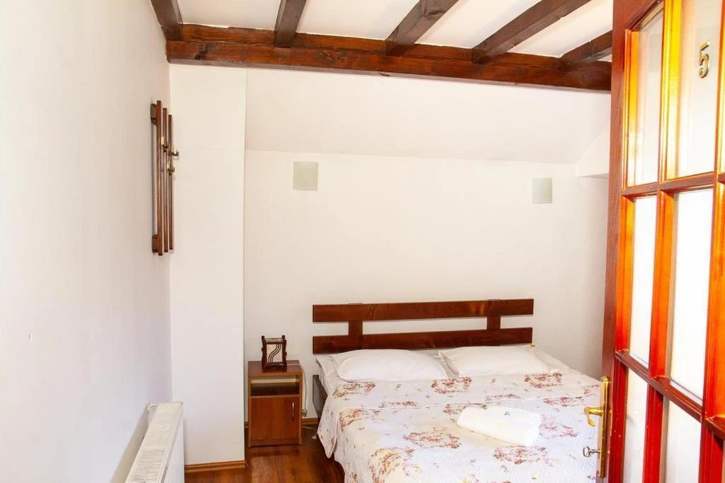 Rustic Argesean - 61