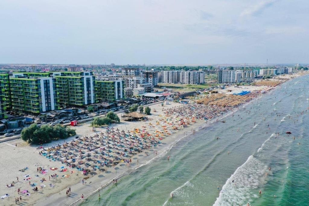 SaloS Beach Resort - 810
