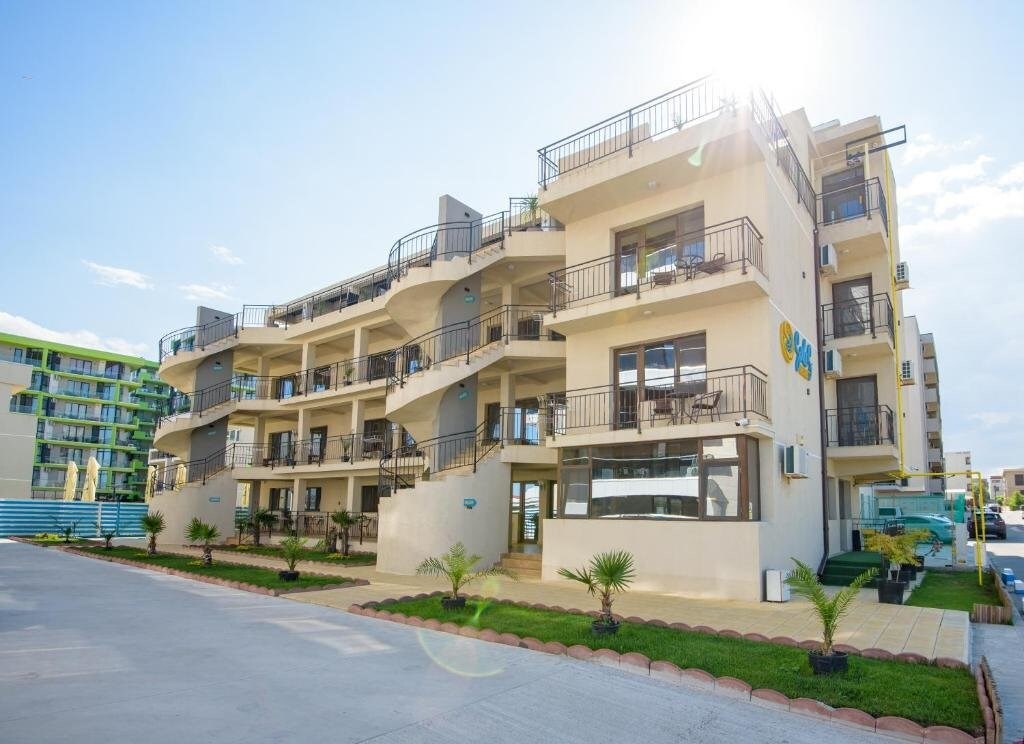 SaloS Beach Resort - 846