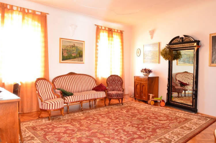 Santino Apartment - 547