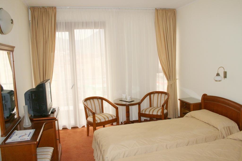 Hotel Sarmis - 327