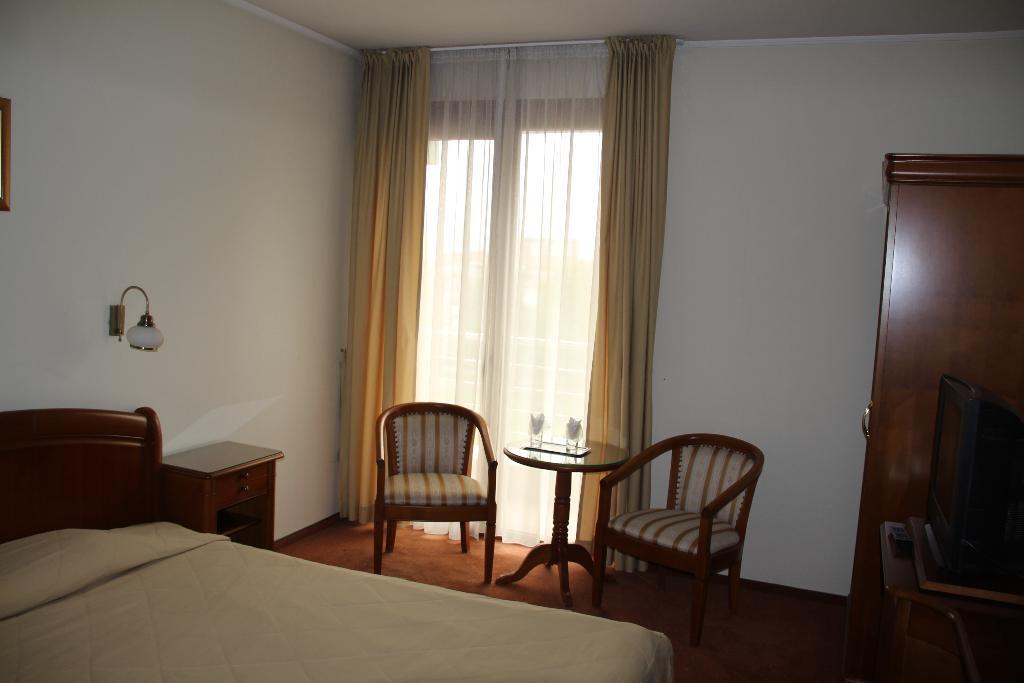 Hotel Sarmis - 992
