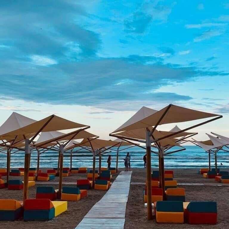 Sea  View - 353