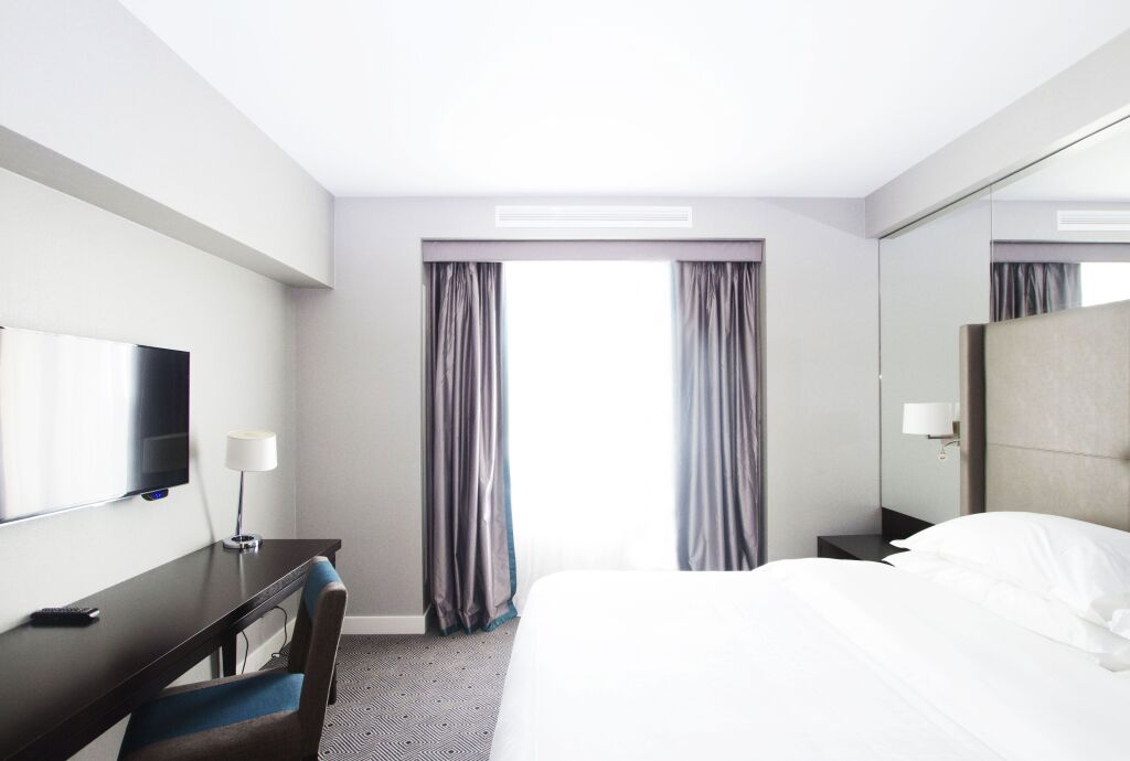 Sheraton Bucharest - 935
