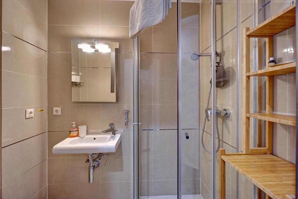 Silver Mountain Luxury Apartment A13 - 275