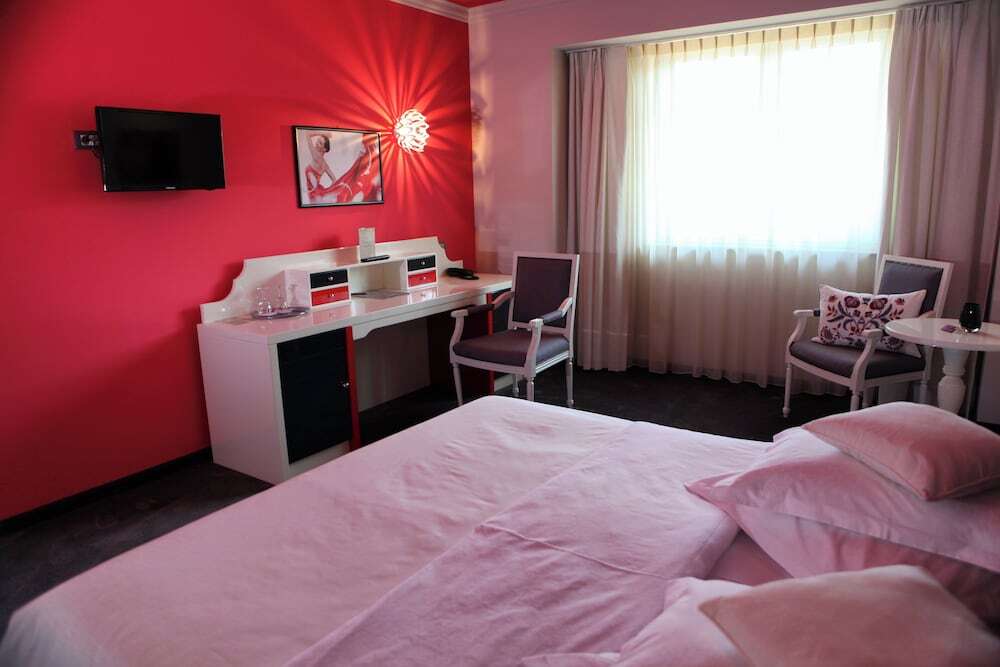 Simfonia Boutique Hotel - 88