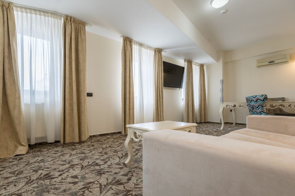 Siqua Hotel - 899
