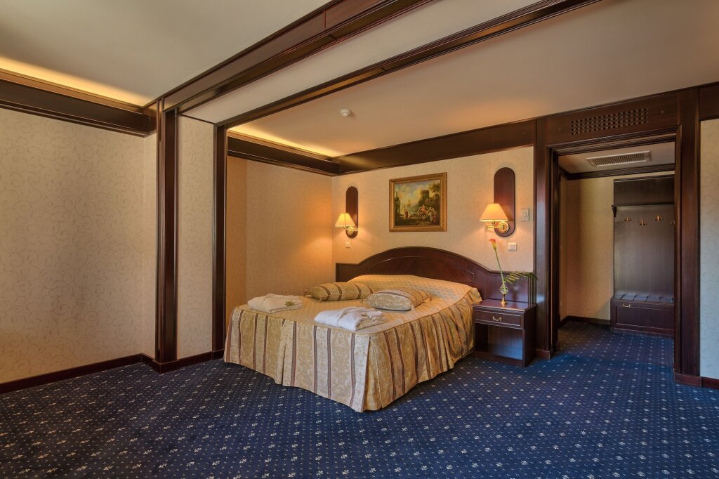 Snagov Club - 413