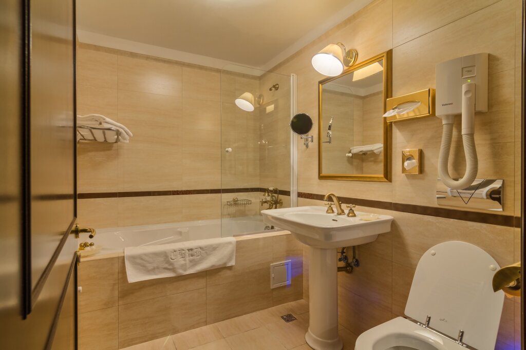 Snagov Club - 108