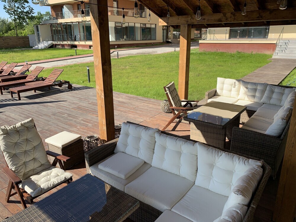 Snagov Lake Suites - 945