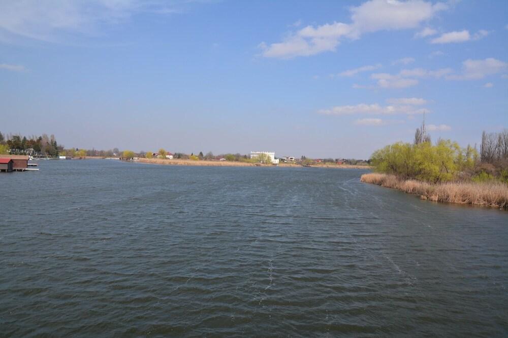 Snagov Lake Suites - 554