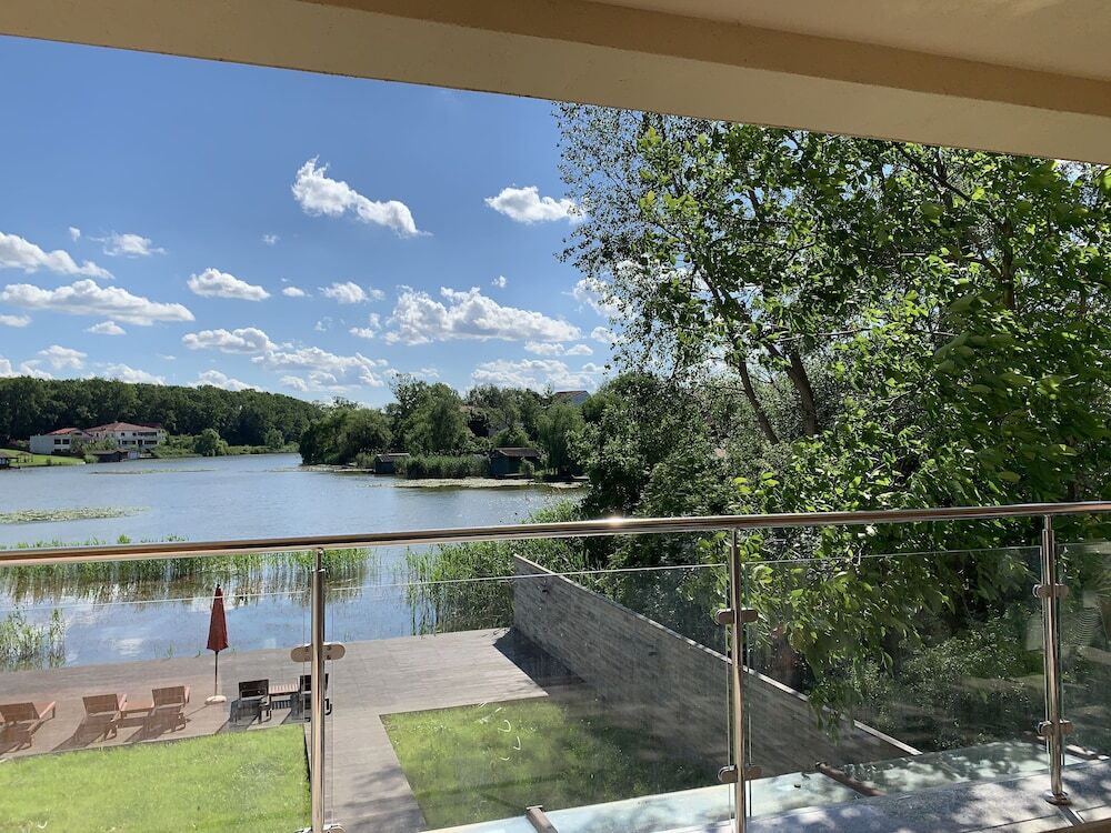 Snagov Lake Suites - 740