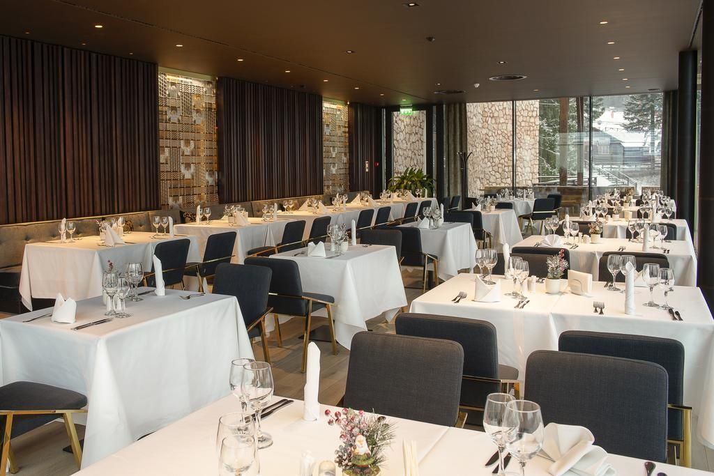 Ana Hotels Sport Poiana Brasov - 520