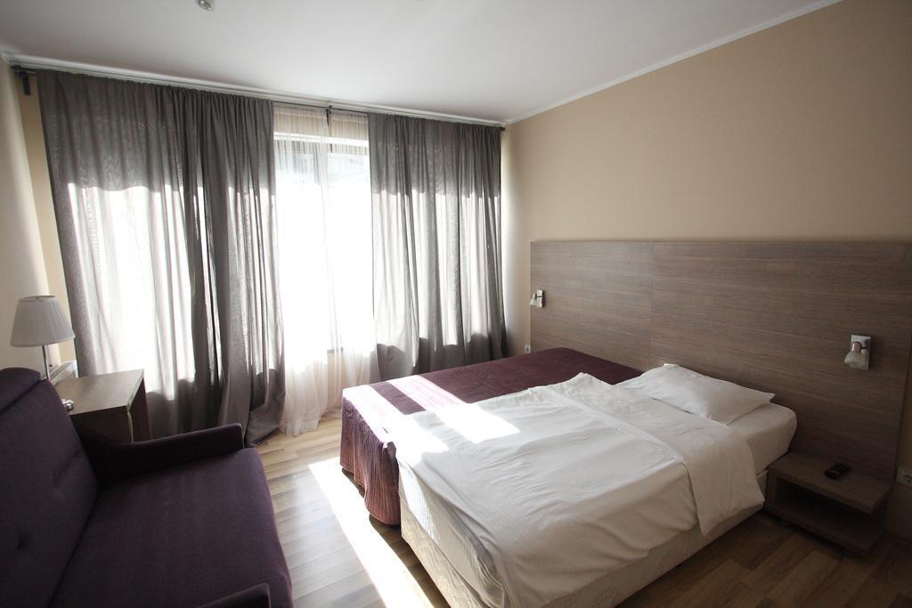 Studio Hostel - 183