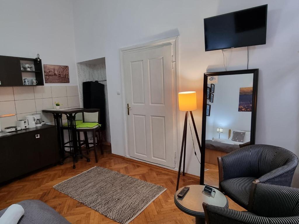 Studio Piața Mare - 551