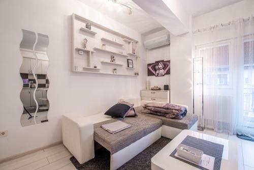 Studio Residence Militari - 922