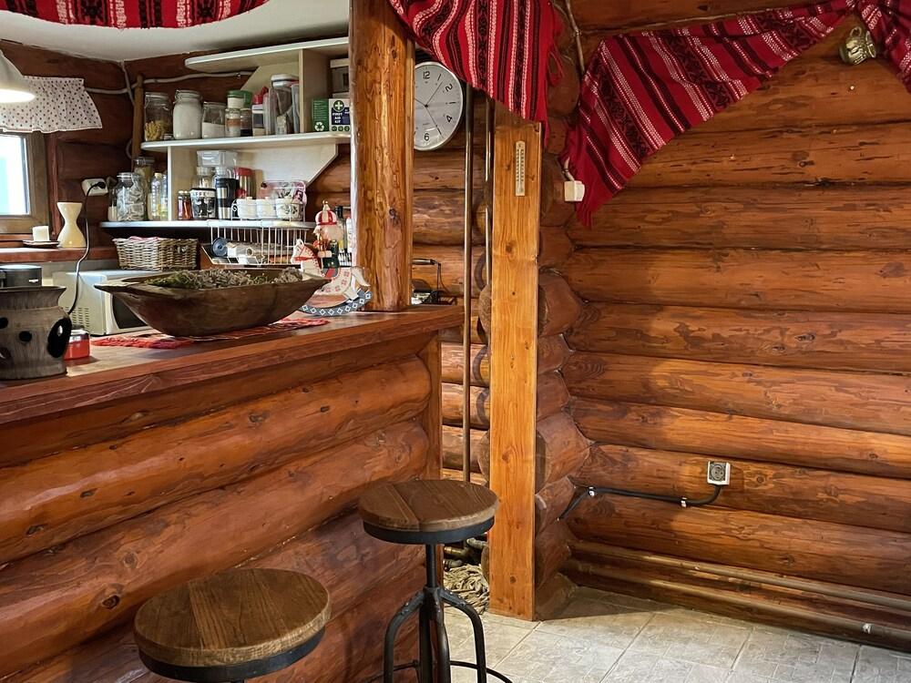 Stunning 4-bed Chalet in Bran With Superb Panorama - 688