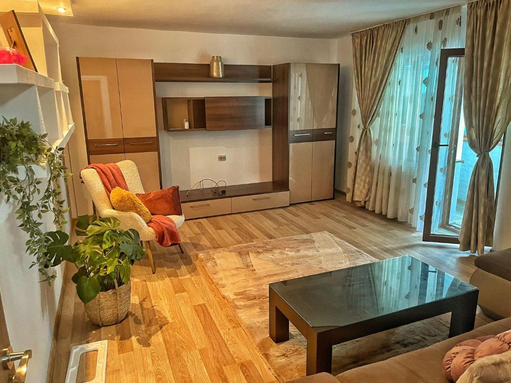 Subcetate Apartment - 649