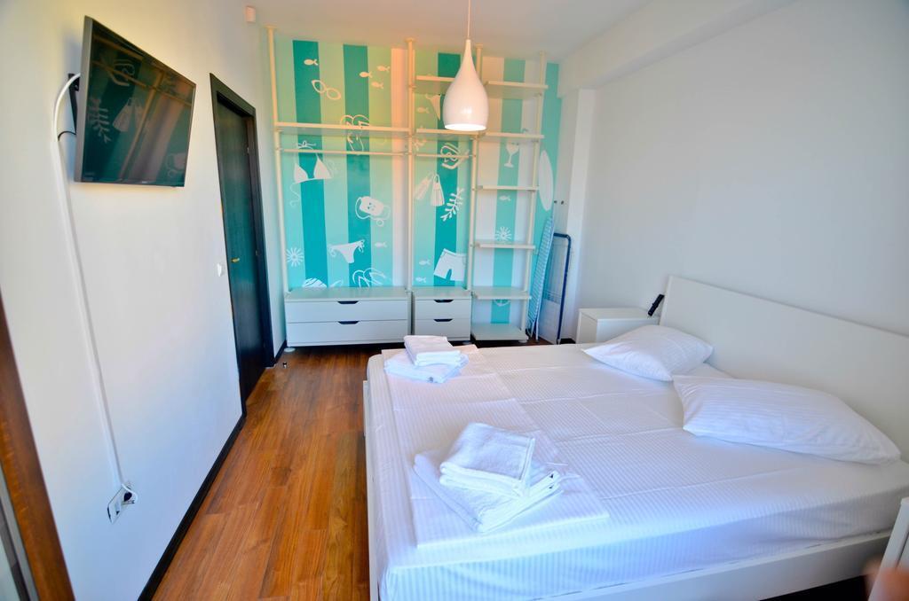 Summerland Happy Blue Apartments - 476